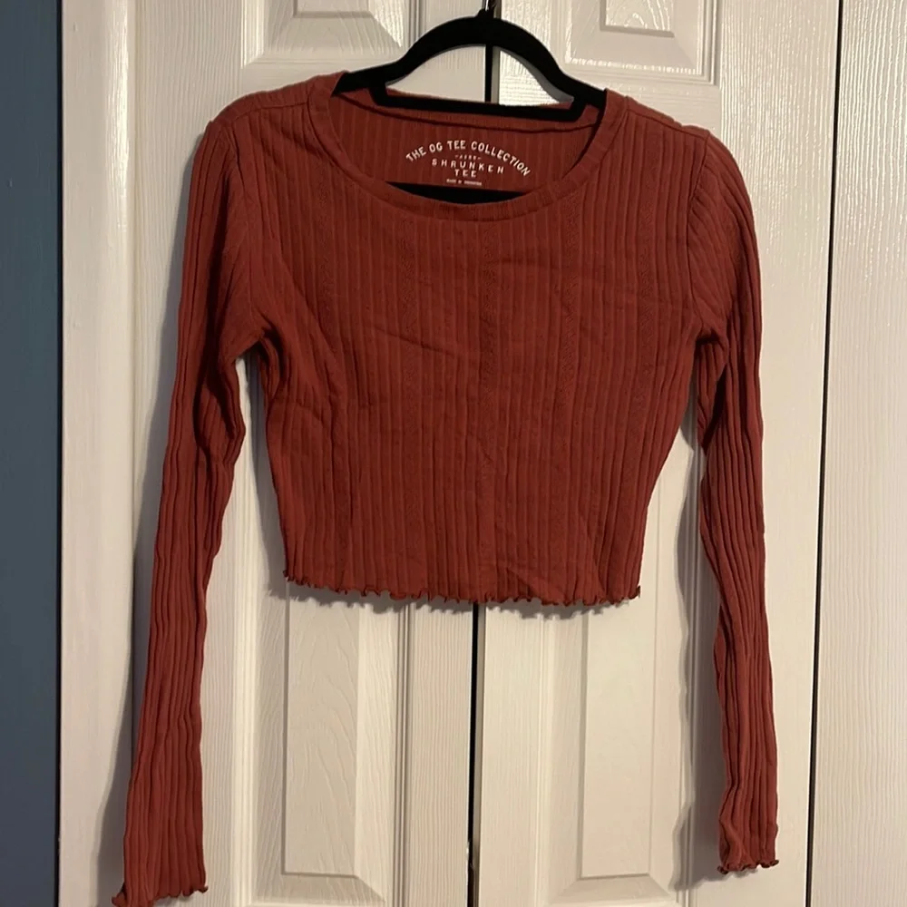 Aeropostale long sleeve shirt in size medium